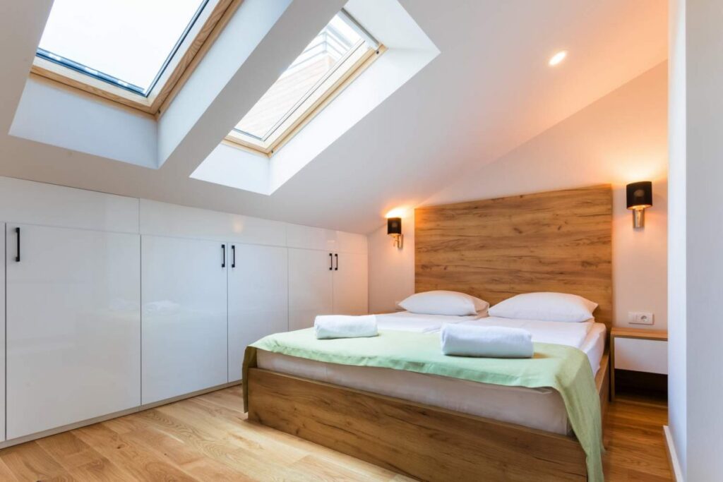 HC0A0093-1240×827-1-1