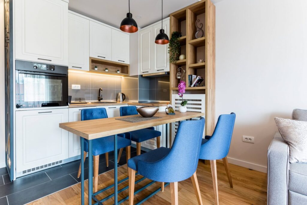 HC0A0332-1240×827-1-1