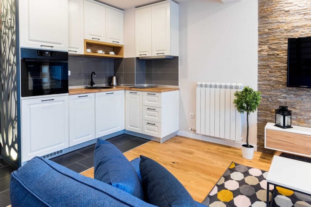 HC0A9297-1240×827-1-1