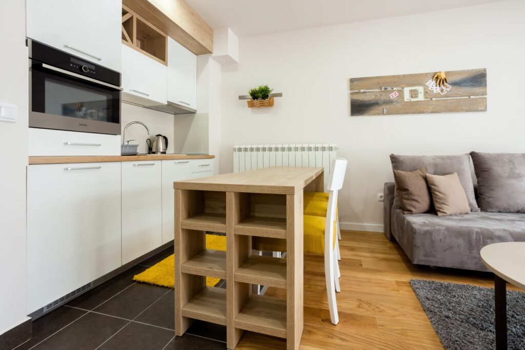 IMG_4526-1240×827-1-1