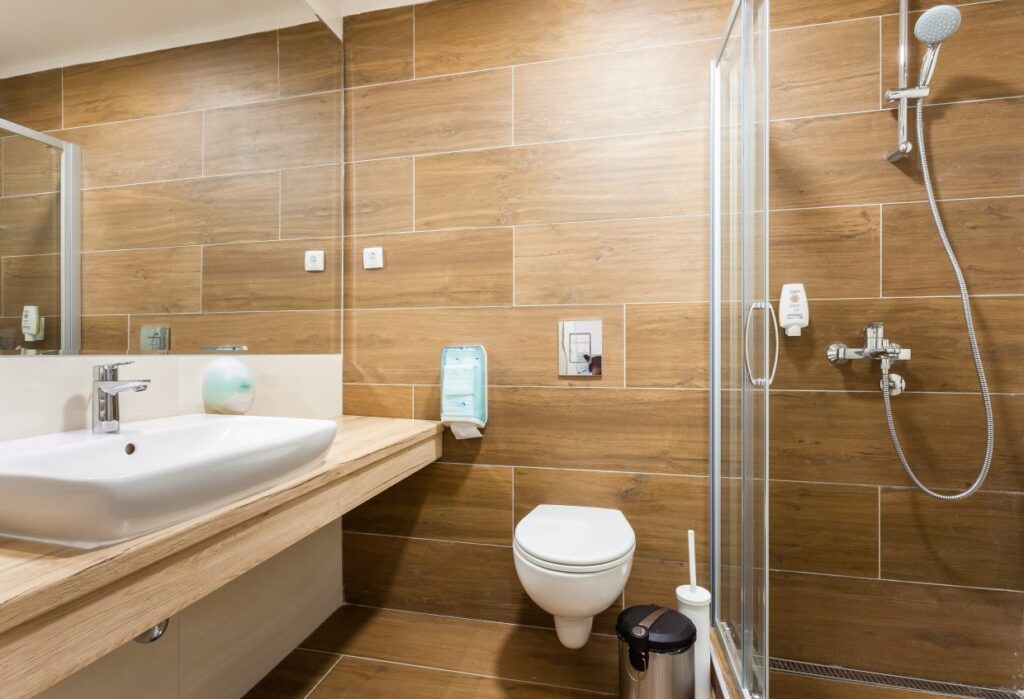 IMG_4706-1240×847-1-1