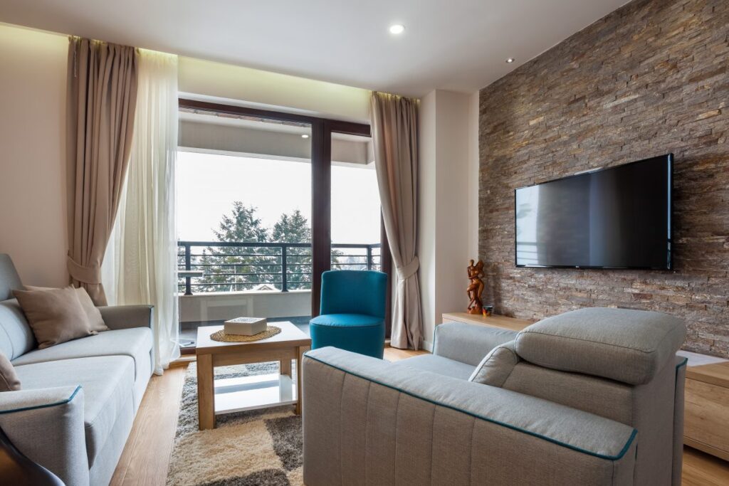 IMG_4831-1-1240×827-1-1