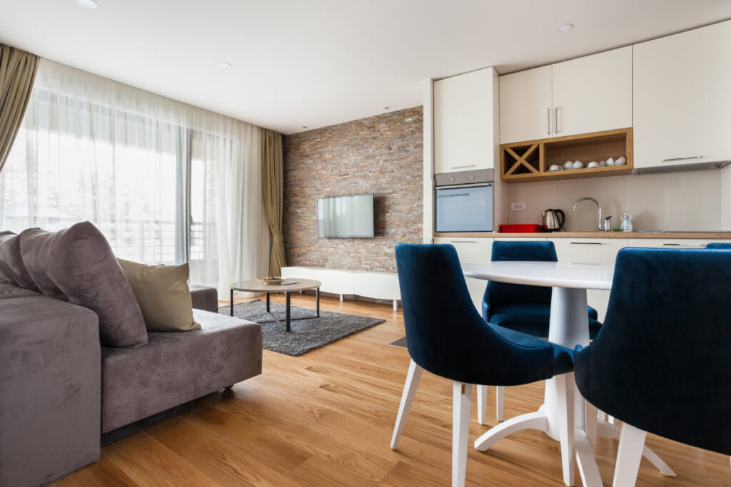 IMG_5126-1-1240×827-1-1