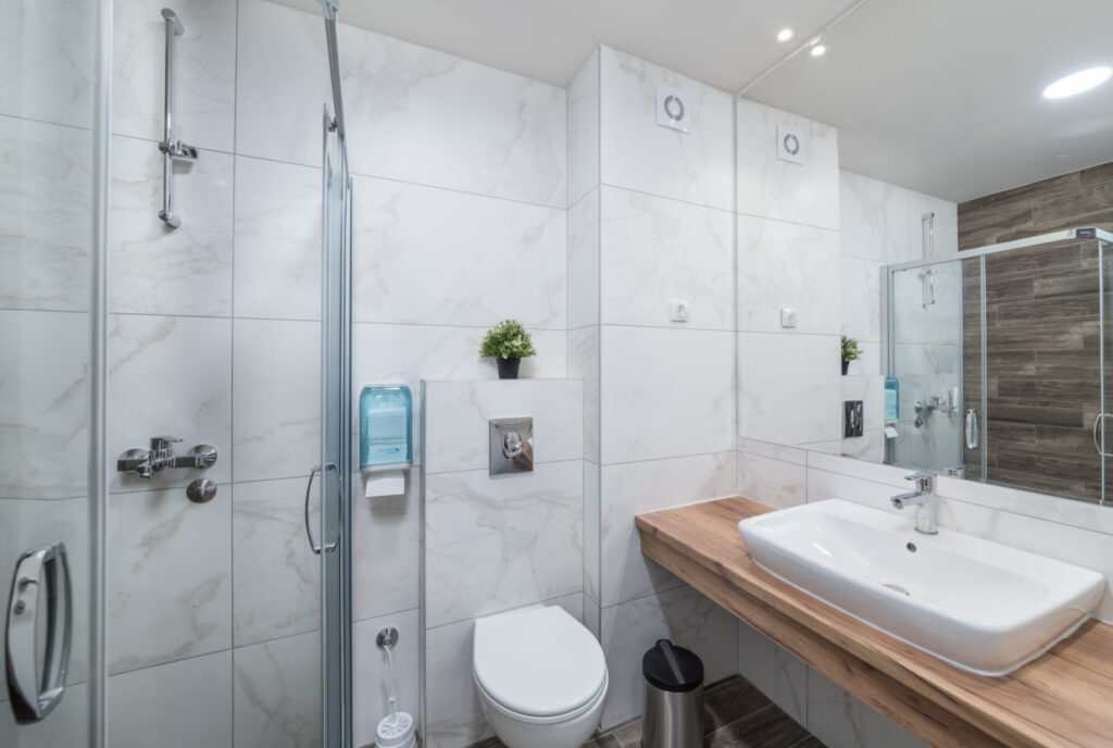 LUKA KOPRIVICA – LUKA3RD@GMAIL.COM