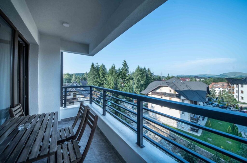 LUKA KOPRIVICA – LUKA3RD@GMAIL.COM