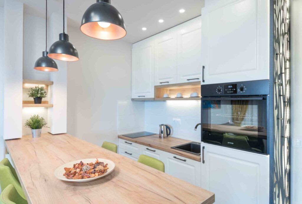 LUKA KOPRIVICA – LUKA3RD@GMAIL.COM