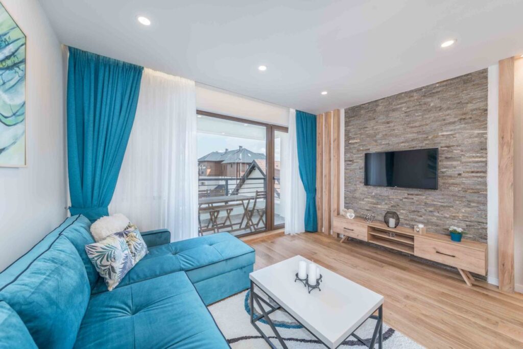 LUKA KOPRIVICA – LUKA3RD@GMAIL.COM