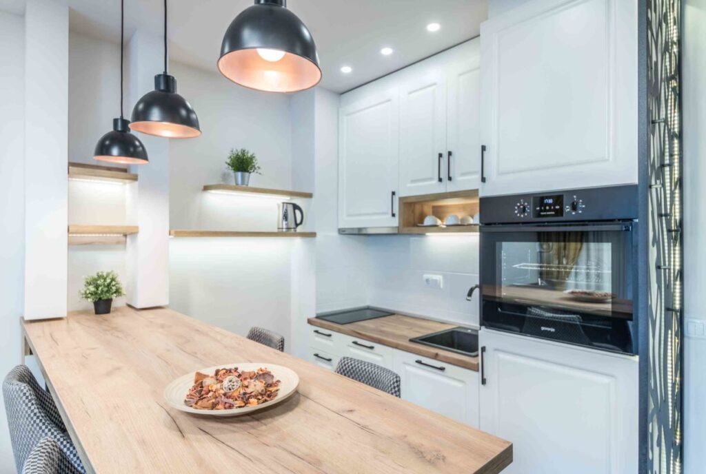 LUKA KOPRIVICA – LUKA3RD@GMAIL.COM