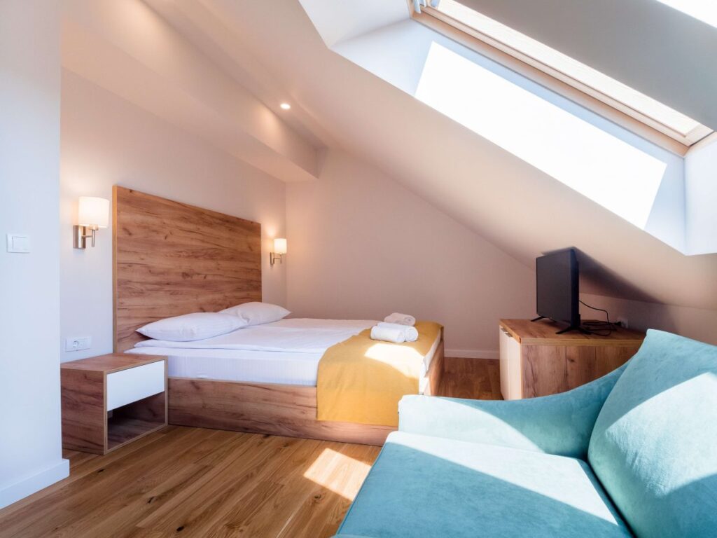 PANA9089-1240×930-1-1