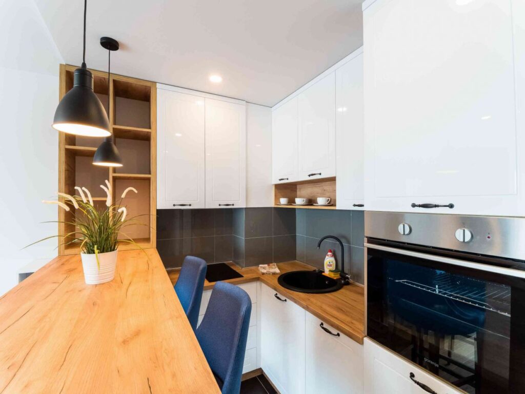 PANA9585-1240×930-1-1